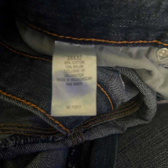 Clothes - Picture 3 of 3